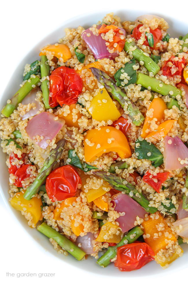 Bowl of vegan roasted vegetables with quinoa