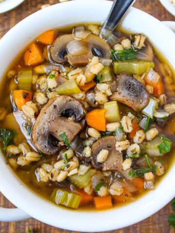 Mushroom barley soup cover photo