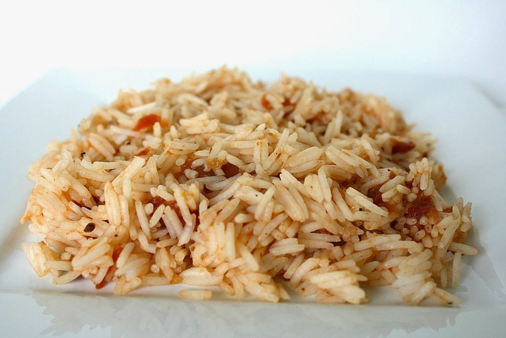 Plate with brown rice and salsa mixed together