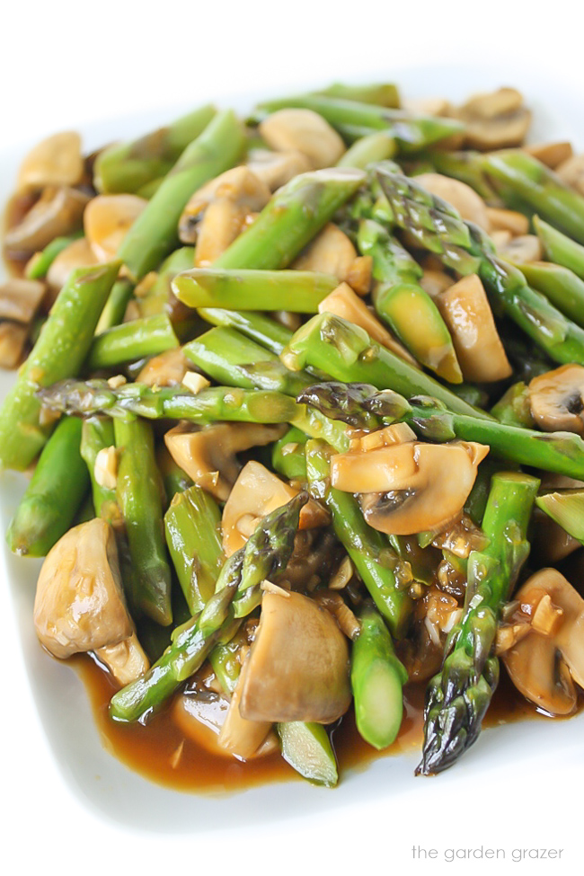 Asparagus & Mushroom Stir-Fry | The Garden Grazer