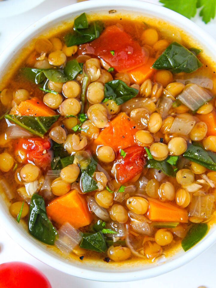 35+ Vegan Recipes using Spinach (Healthy!) - The Garden Grazer