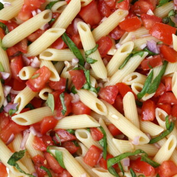 Tomato basil pasta in a bowl