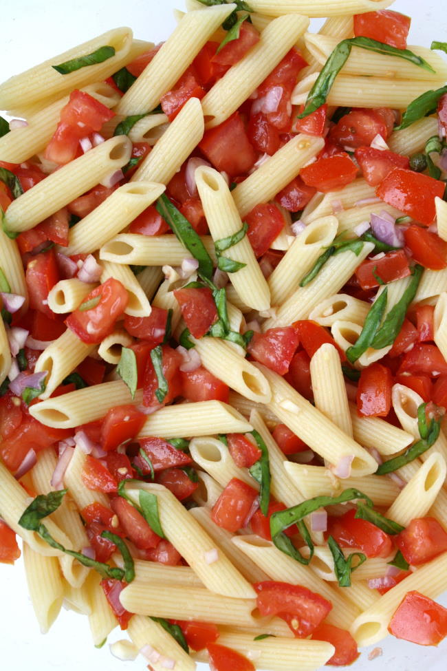 Tomato basil pasta in a bowl