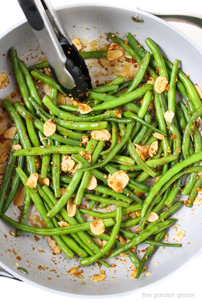 Green Beans with Almonds & Garlic (OilFree) The Garden Grazer