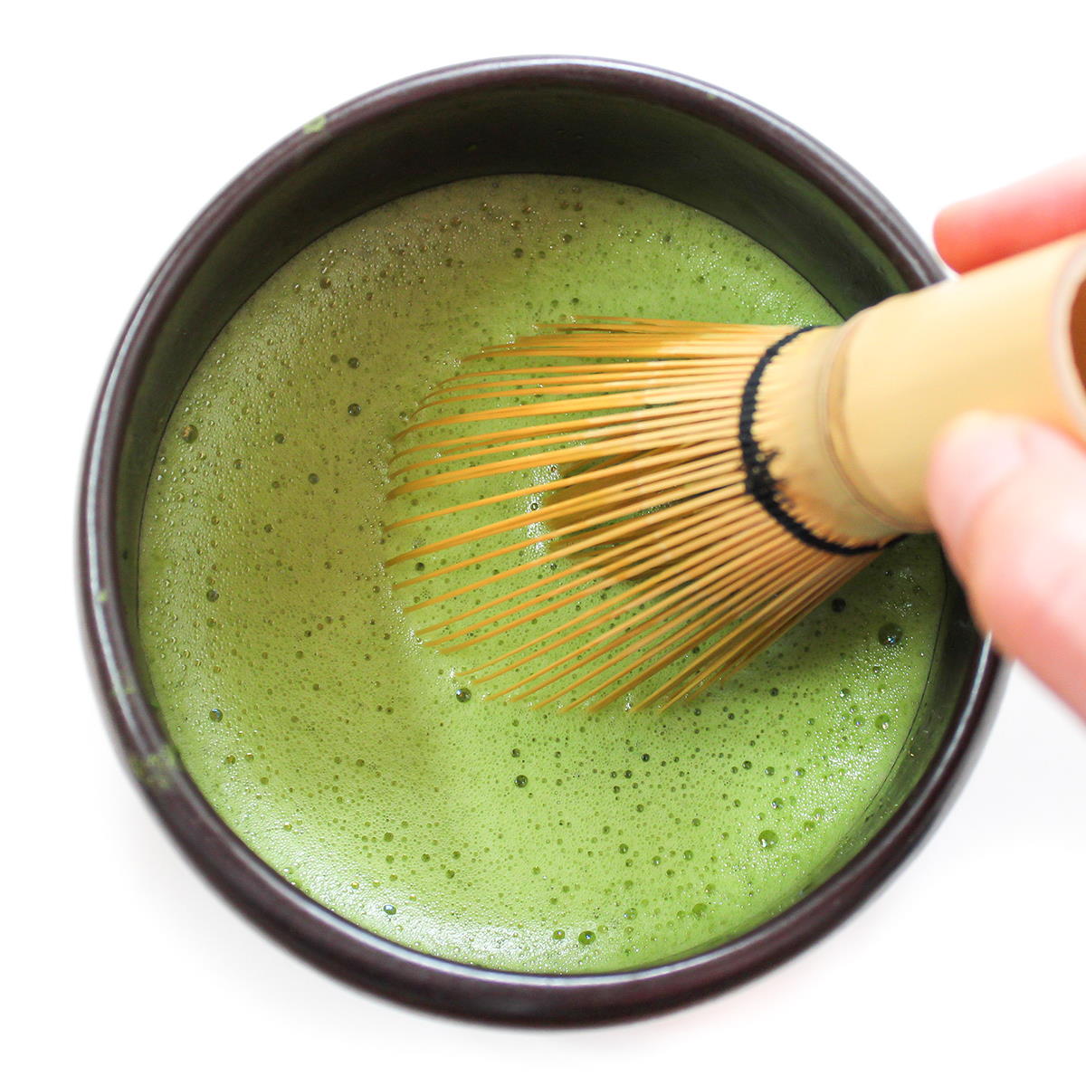 How to Whisk a Bowl of Matcha (Video!) - The Garden Grazer