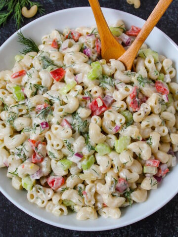 Vegan macaroni salad cover photo