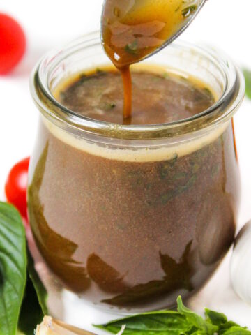 Basil balsamic dressing cover photo