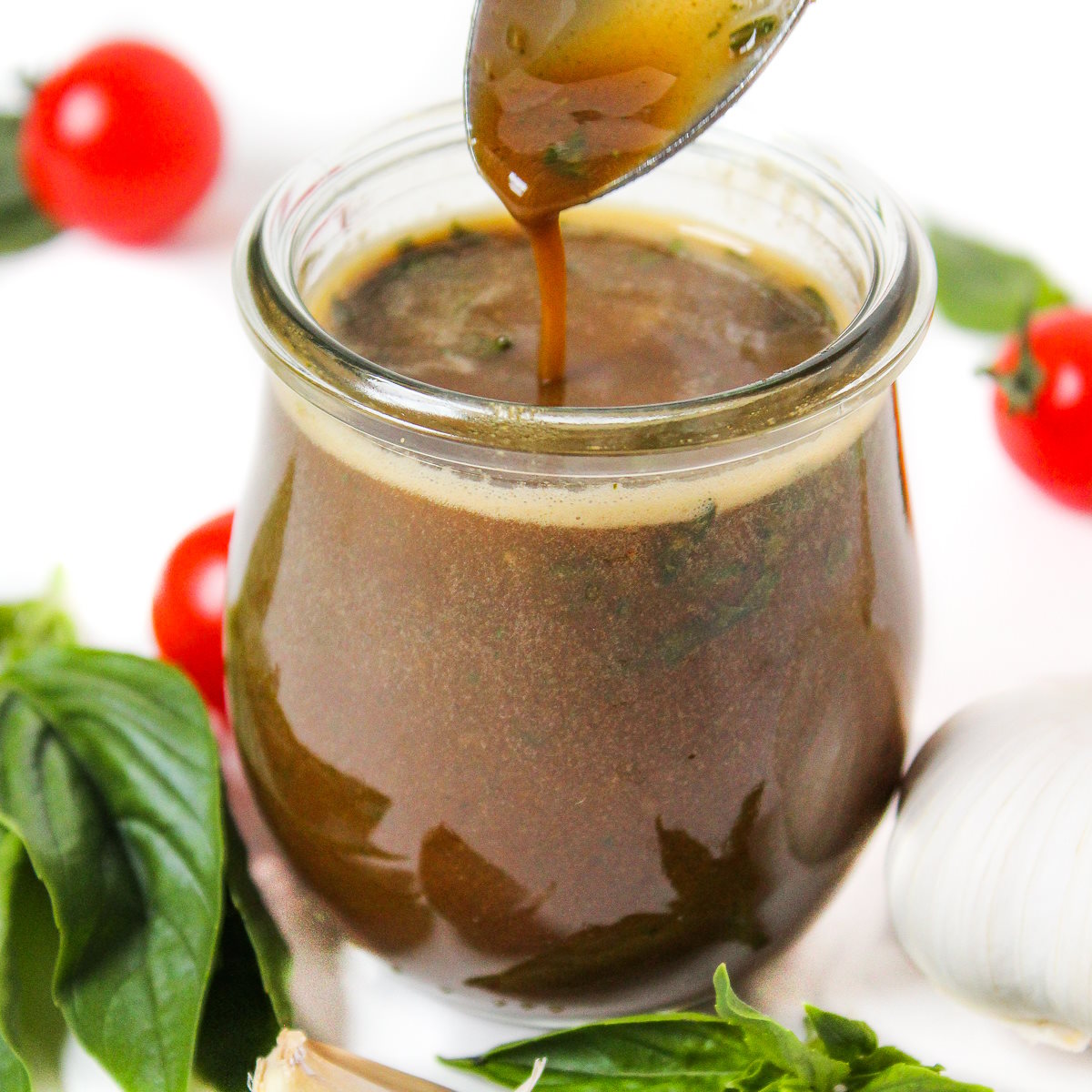 Basil Balsamic Dressing (OilFree!) The Garden Grazer