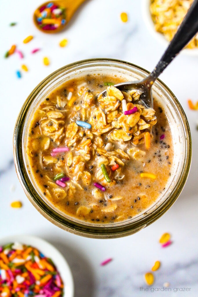 Birthday Cake Overnight Oats (Vegan!) - The Garden Grazer