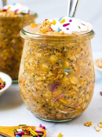 Birthday cake overnight oats cover photo