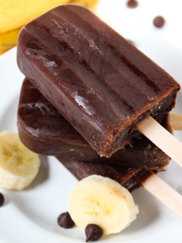 Chocolate banana popsicle cover photo