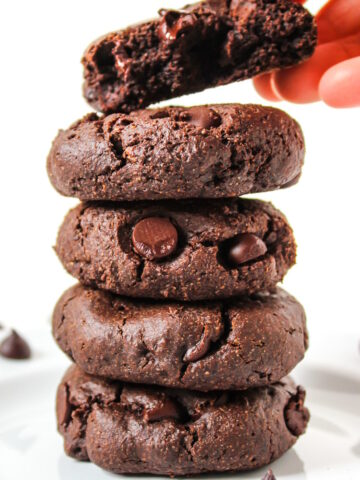 Vegan chocolate cookies cover photo