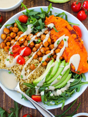 Sweet potato quinoa bowl cover photo