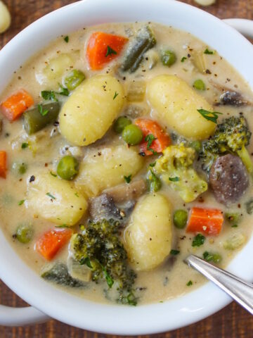 Vegan creamy gnocchi soup cover photo