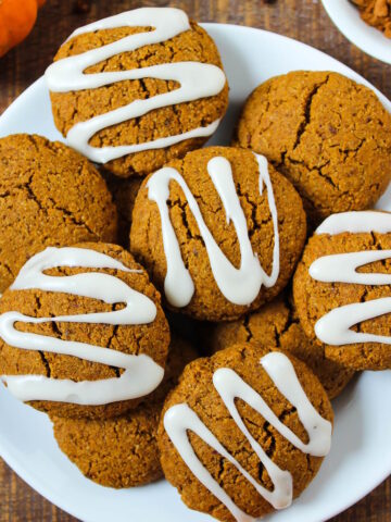 Vegan pumpkin cookies cover photo
